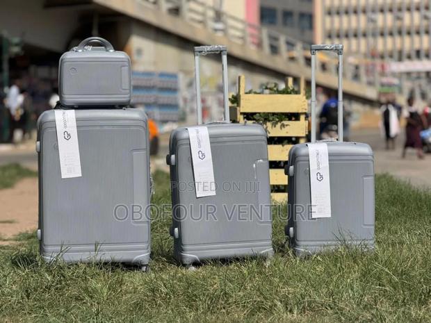 4 in 1 Anticrake Luggage Is Available for Sale · Photo 4