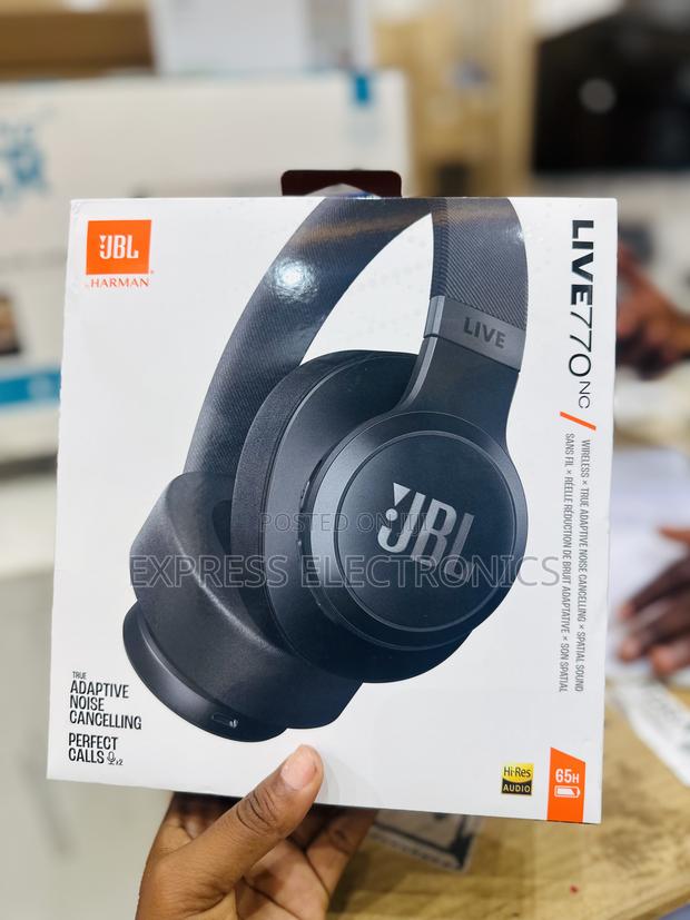 Ultra Modern Headset JBL Live 770. · Photo 2