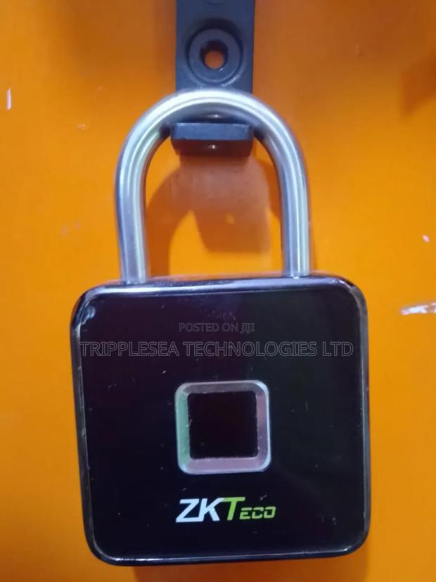 Zkteco Smart Padlock + Finger Print · Photo 3