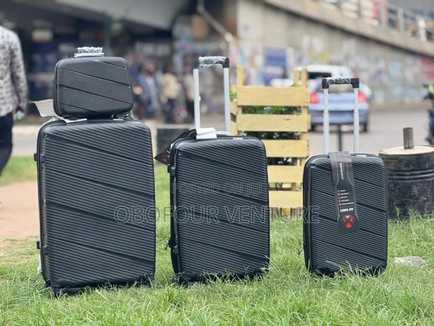 Anticrake Luggage Bag From Angel Clothing · Photo 4