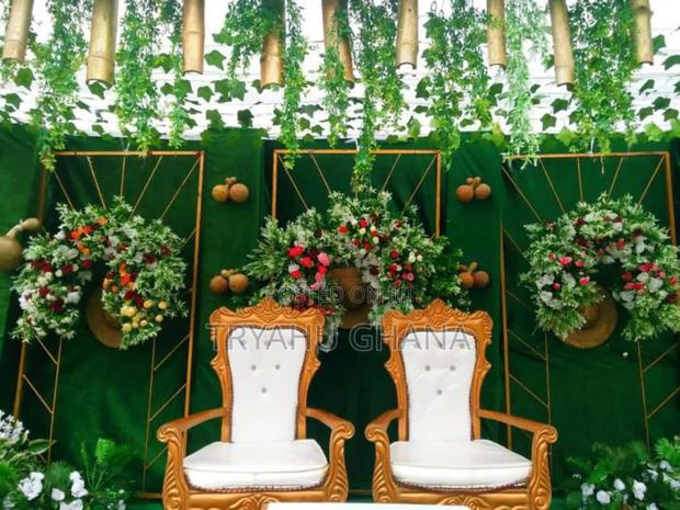 Book Us Now And Get Ready To Experience Happiness With Style · Photo 2