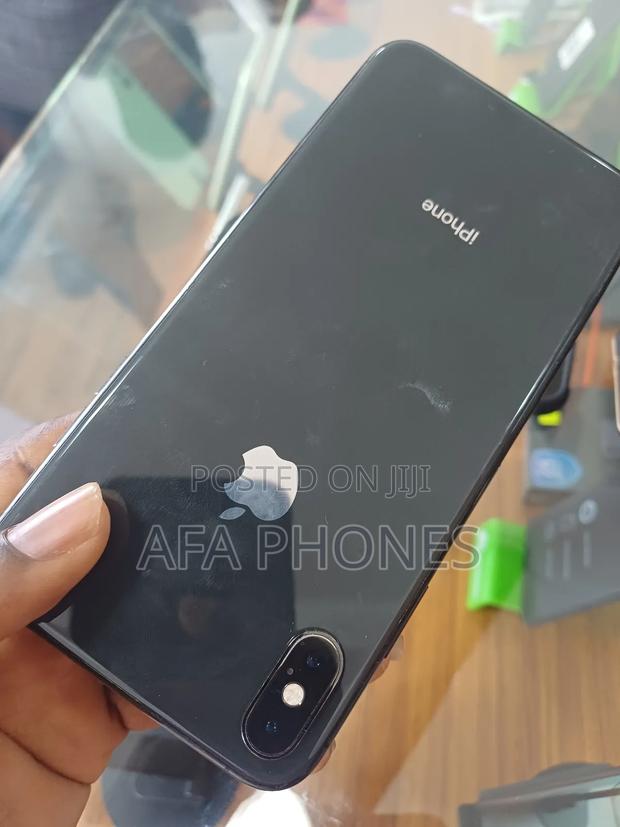 Apple iPhone XS Max 256 GB Black photo 2