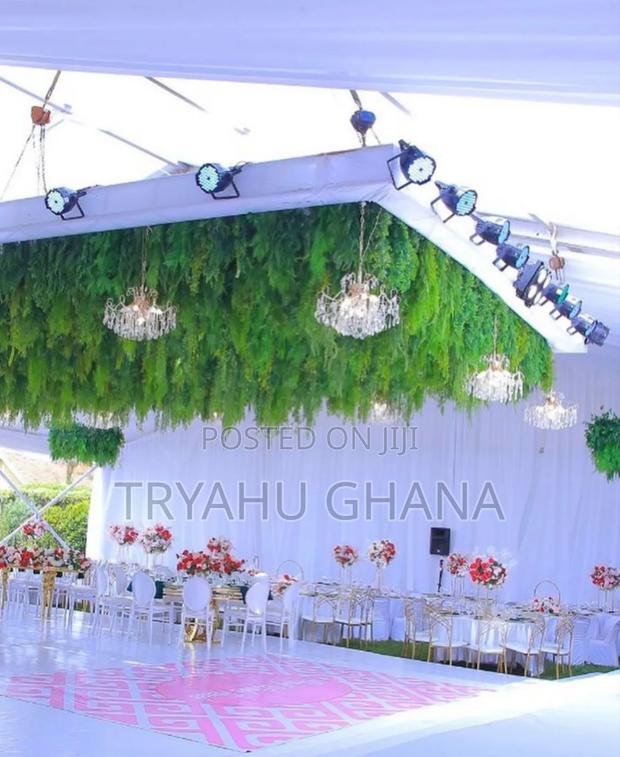 Book Us Now And Get Ready To Experience Happiness With Style · Photo 2