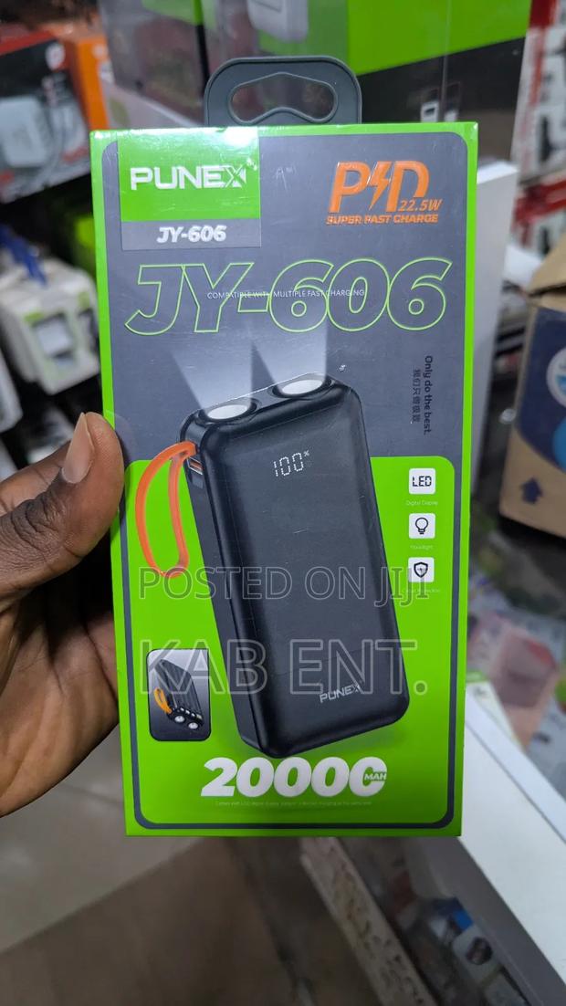 20000 Mah Capacity Powerbank photo 3