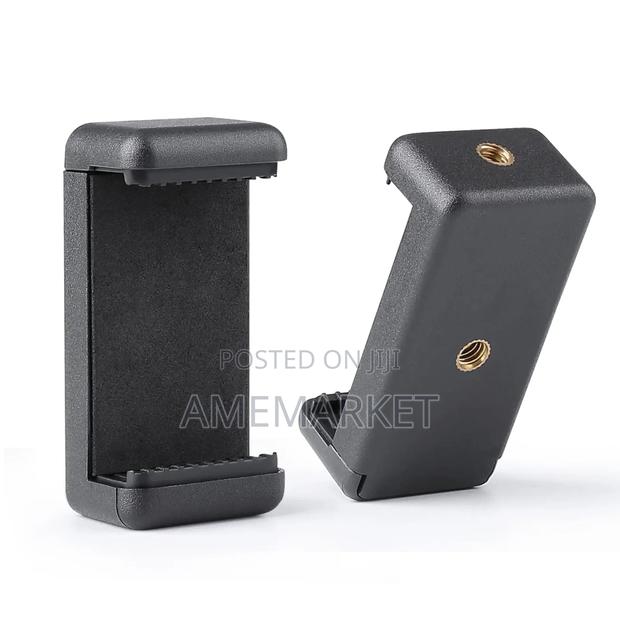 Smartphone Tripod Mount, Cell Phone Holder Adapter · Photo 3