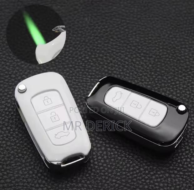 BMW Car Key Shape Model Windproof Inflatable Gas Lighter photo 2