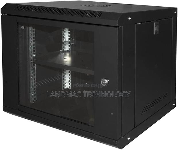 Cabinet 9u (Rack) · Photo 3