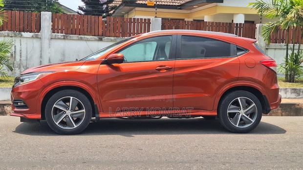 Honda HR-V Sport AWD 2019 Orange