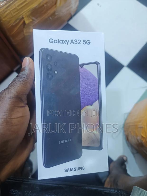 New Samsung Galaxy A32 5G 128 GB Black photo 2