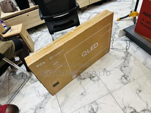 Get a New Slim Smart Qled 43”S5k Television · Photo 4
