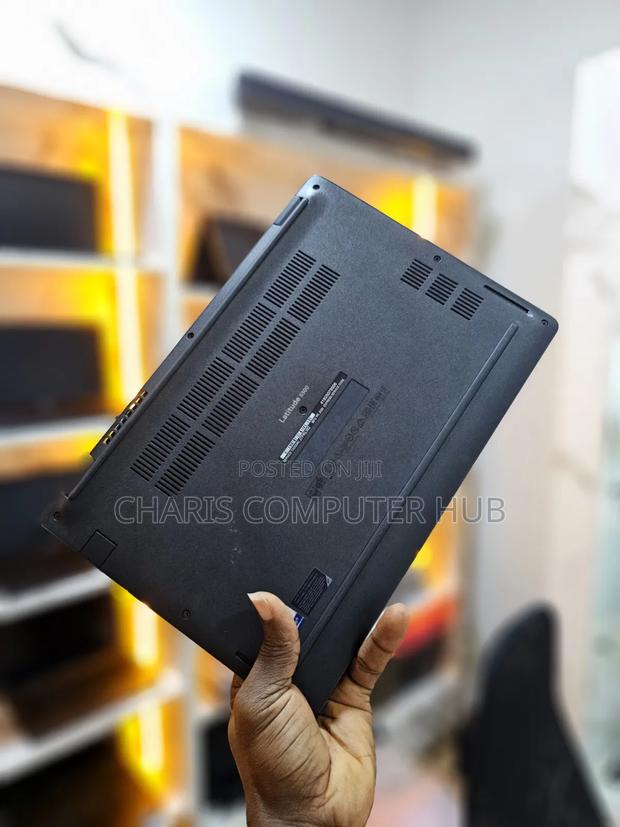 Laptop Dell Latitude 5300 8GB Intel Core i5 SSD 256GB photo 7