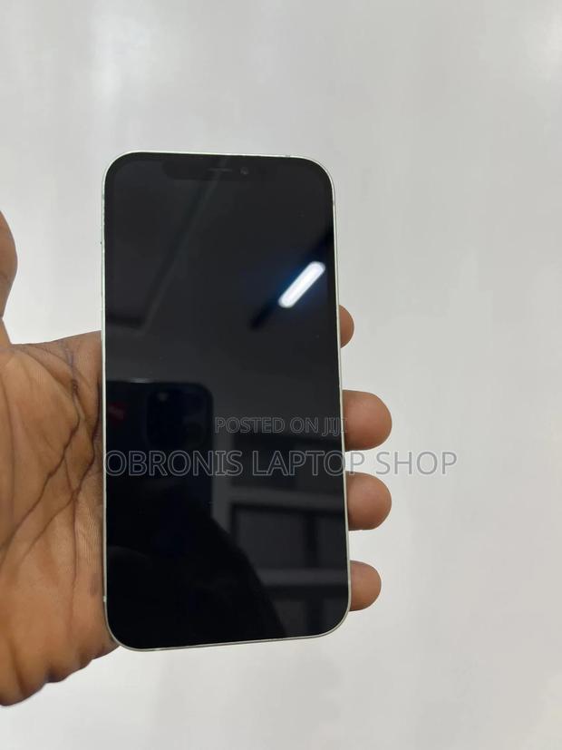 Apple iPhone 12 128 GB White photo 2