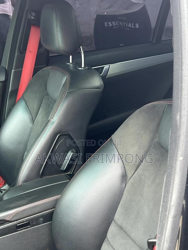 Mercedes-Benz C250 2013 Black