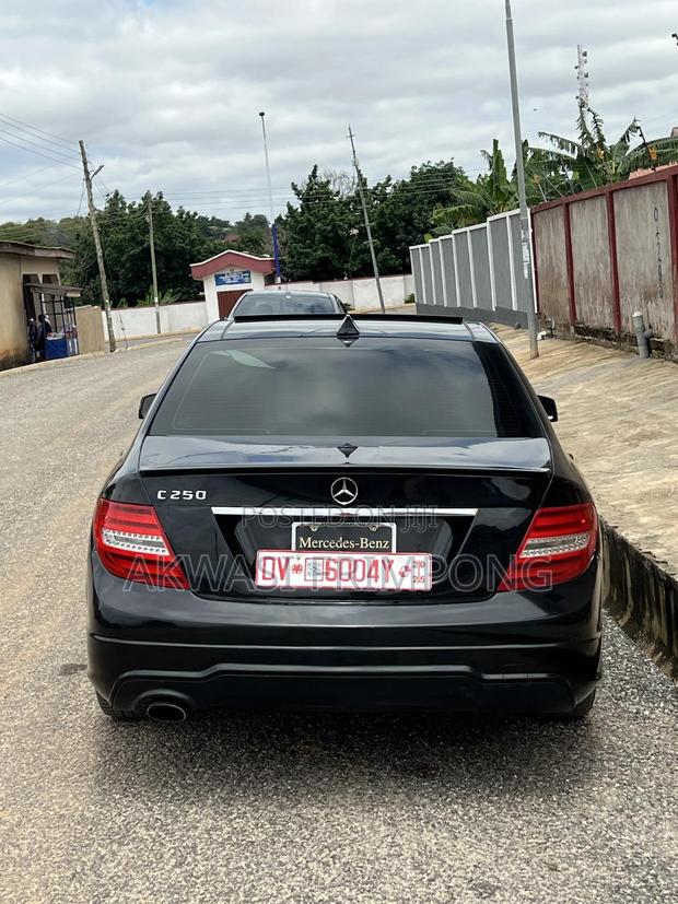 Mercedes-Benz C250 2013 Black