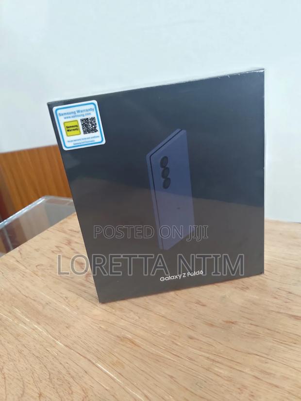 New Samsung Galaxy Z Fold6 256 GB Blue photo 2