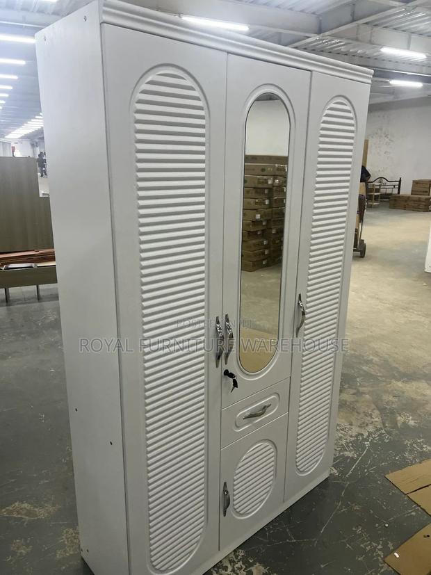 3doors Wooden Wardrobe, Foreign Type. · Photo 3
