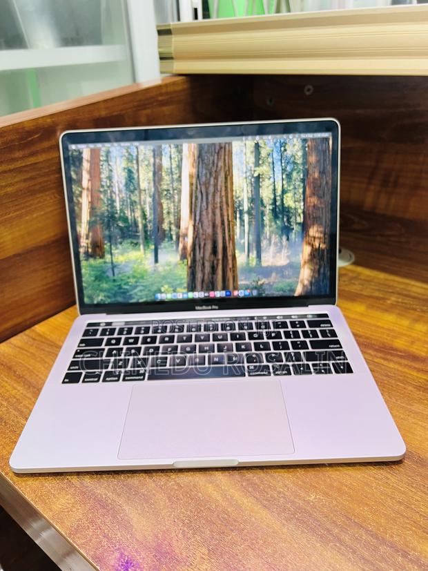 Laptop Apple MacBook Pro 2019 8GB Intel Core I5 SSD 128GB photo 2
