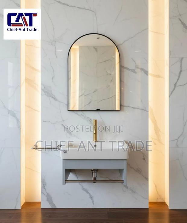 Mini Basin With Mirror Glass Stand Zjg5036 · Photo 3