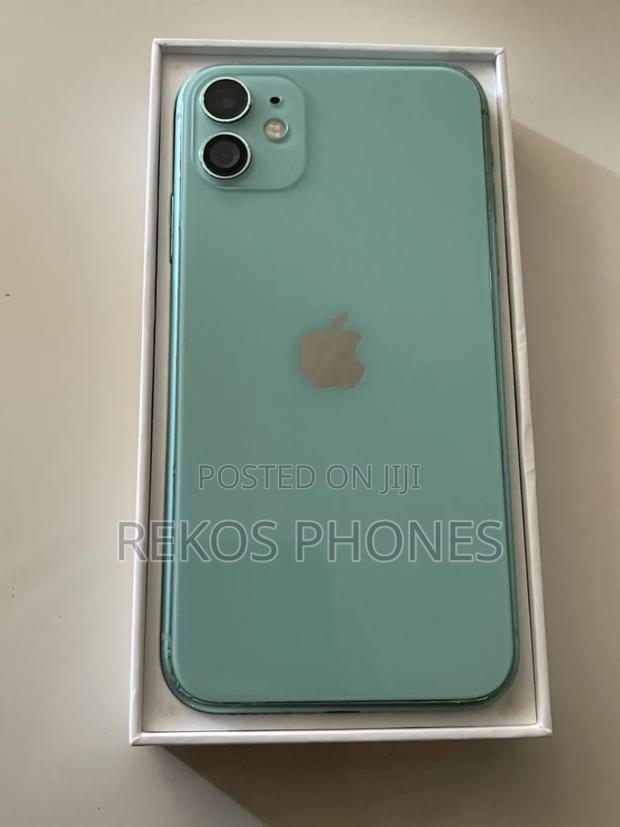 New Apple iPhone 11 128 GB Green photo 3