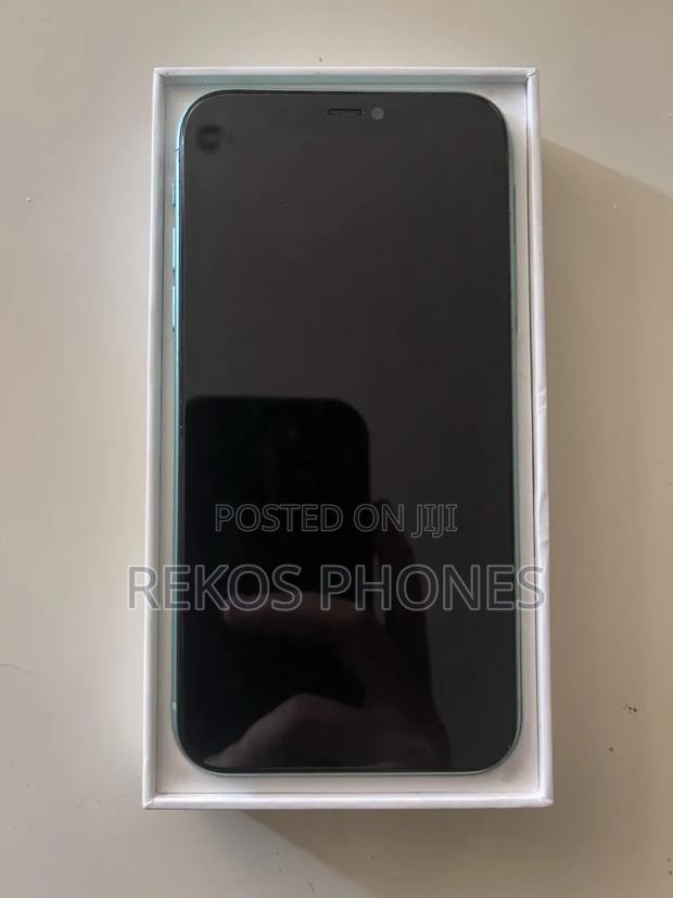 New Apple iPhone 11 128 GB Green photo 5