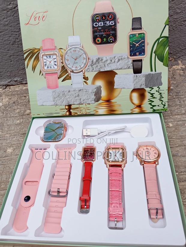 I-530 Mini 4-in-1 Smart Watch 2 Straps With 3 Quartz Watches - Pink photo 5