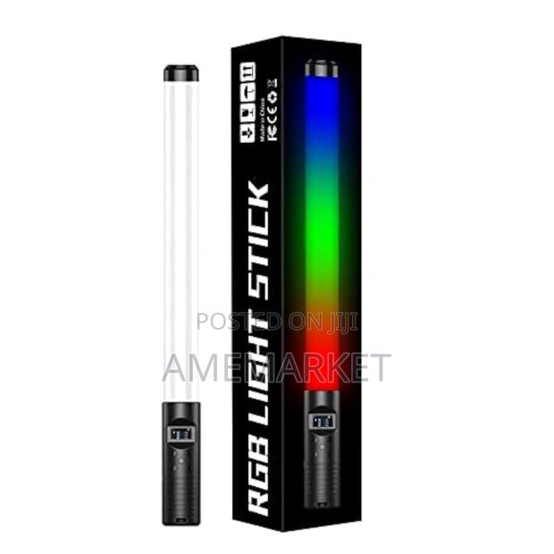 Recharheable Handheld RGB Colour Led Photography Stick Light · Photo 3