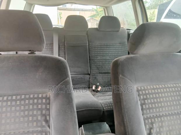 Volkswagen Passat 1.8 T 2004 Gold · Photo 4