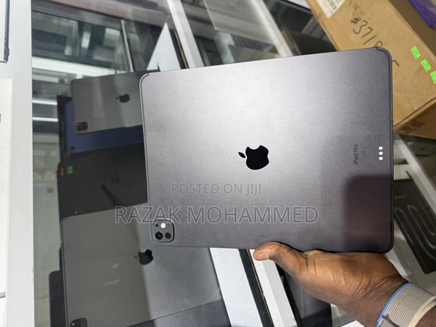 Apple iPad (2025) 512 GB Gray photo 2