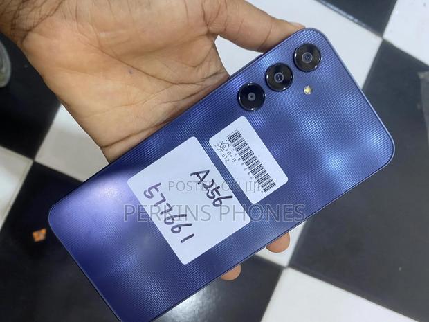Samsung Galaxy A25 128 GB Blue · Photo 2