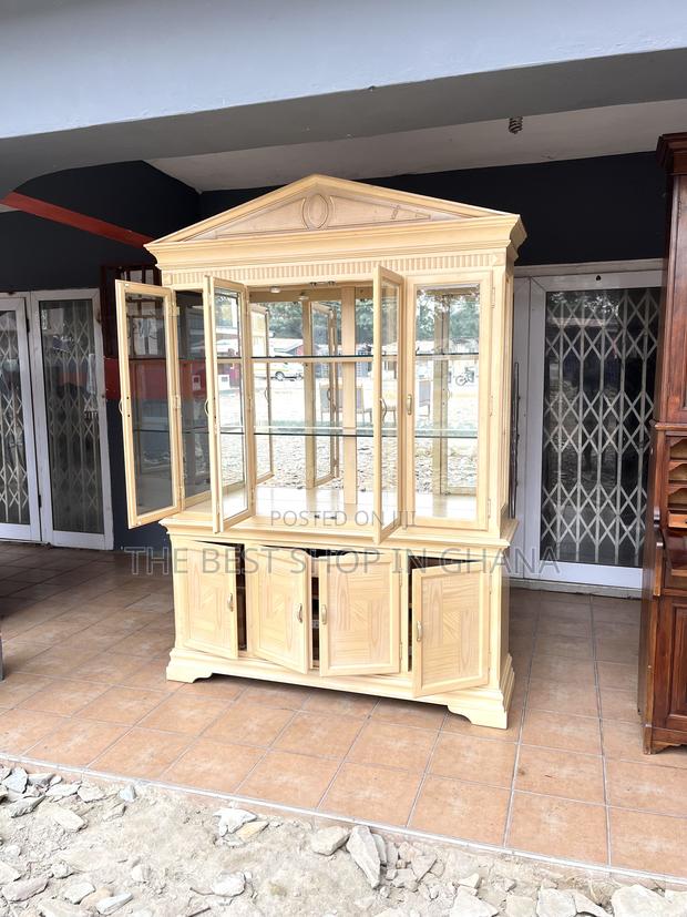 Quality Display Cabinet From Uk Available for Sale photo 4