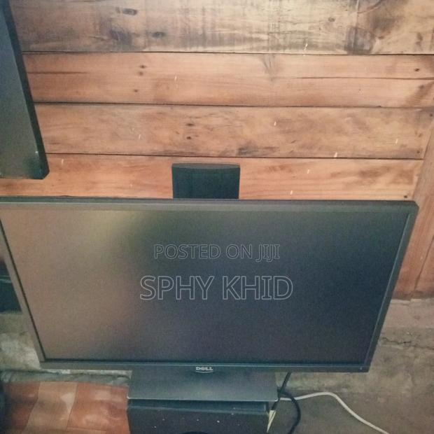 Dell Monitor photo 4