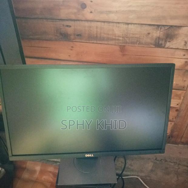 Dell Monitor photo 5