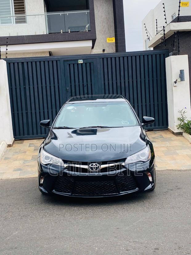 Toyota Camry SE 4dr Sedan (2.5L 4cyl 6A) 2017 Black