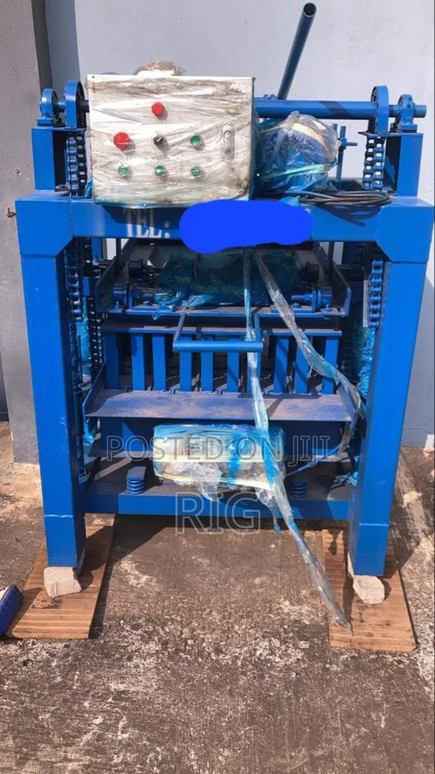 Block Moulding Machine photo 3
