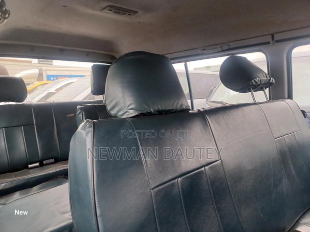 Hyundai H-100 2000 Green