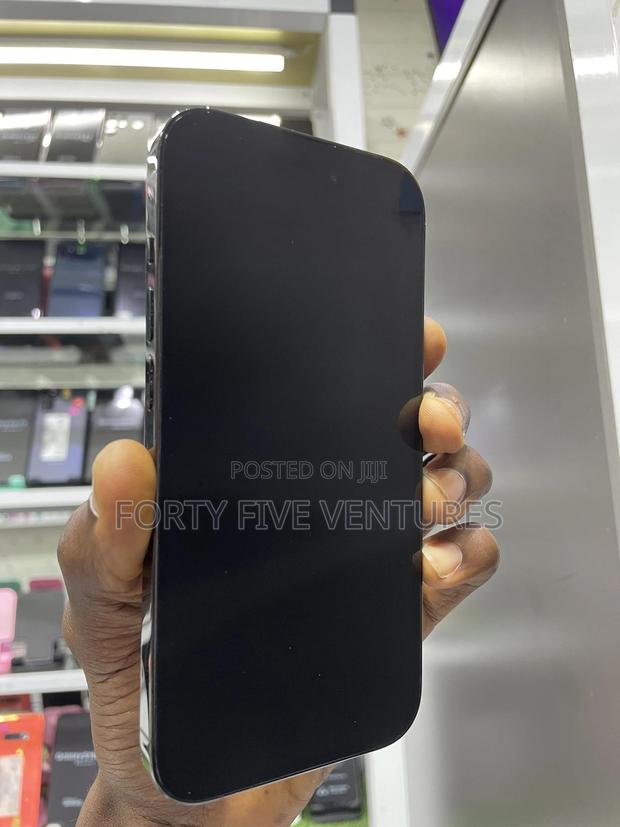 Apple iPhone 14 Pro 128 GB Black photo 3