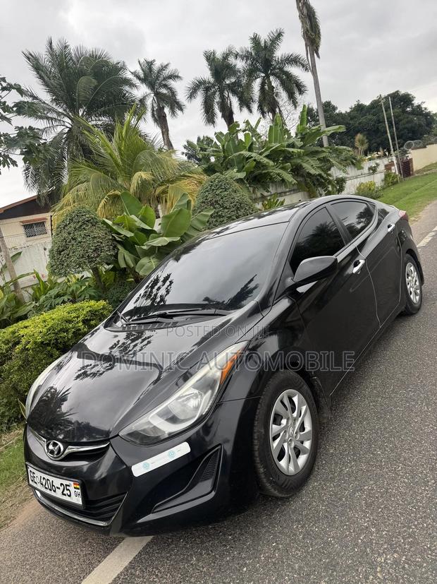 Hyundai Elantra SE Sedan FWD (1.8L 4cyl 6A) 2016 Black