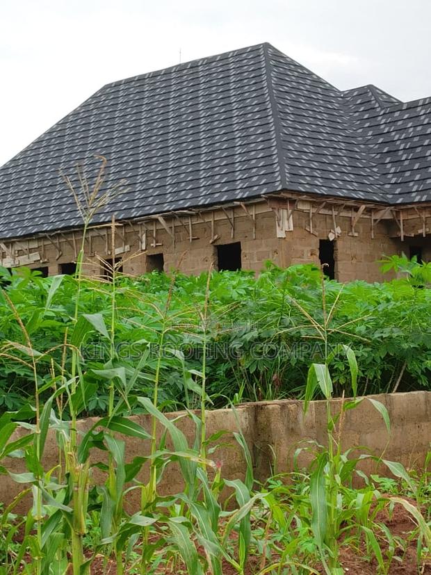 Simply Design and Attractive Shingle Roofing Tiles · Photo 2