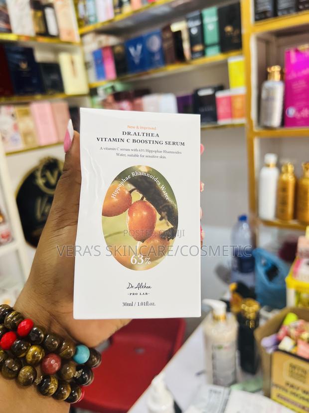 Dr Althea Vit C Boosting Serum · Photo 2