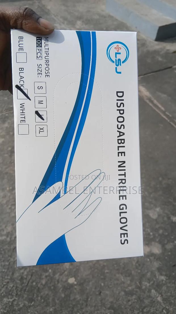 Black Nitrile Gloves · Photo 4