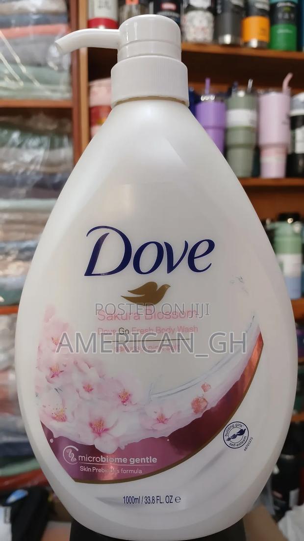 Dove Sakura Blossom Nourishing Silk Body Wash · Photo 3