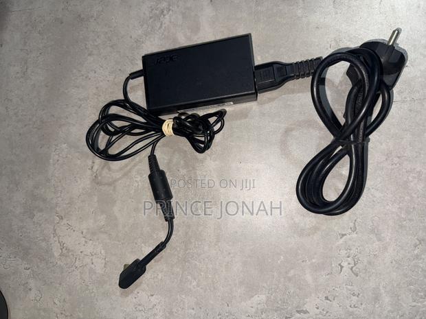 Acer A11-065n1a 19v 3.42a 65w Ac Adapter For Iconia W700 W700p W710 · Photo 2