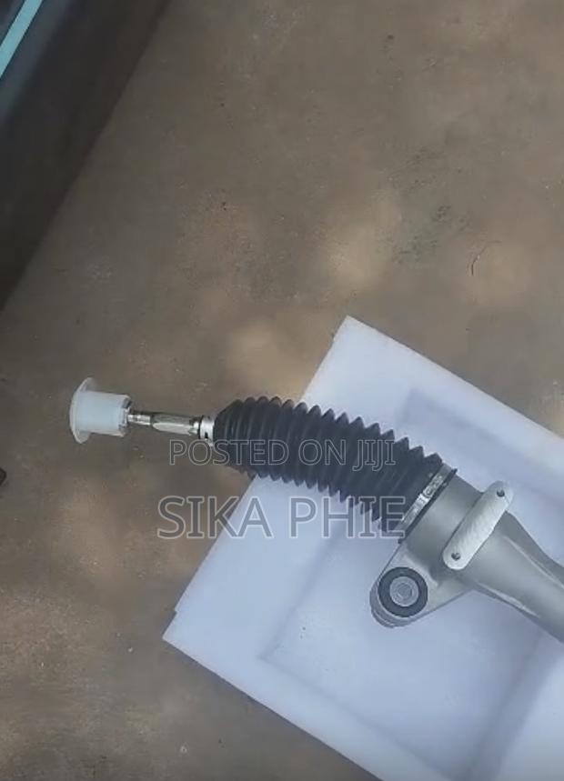 Electric Steering Rack for the Honda Fit photo 2