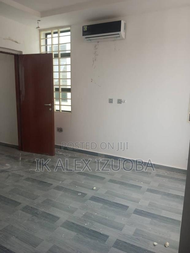 Furnished 4bdrm House in Adjiringanor, Close, Ability for rent photo 8