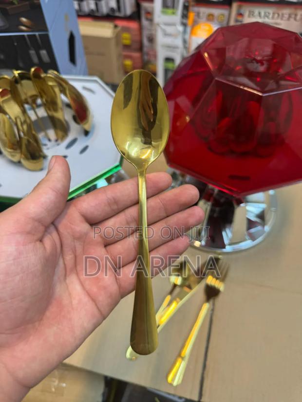 Diamond Cutlery Golden 24 PCS Set photo 3