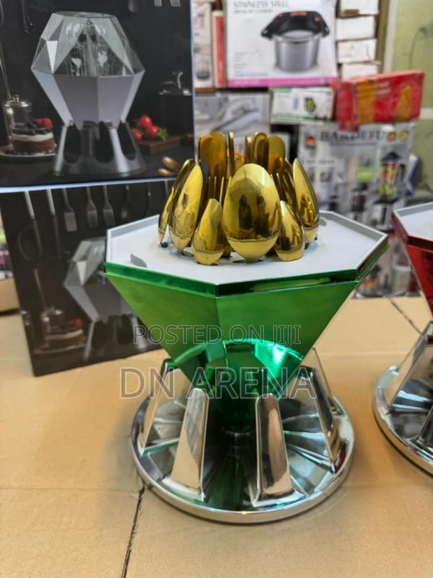 Diamond Cutlery Golden 24 PCS Set photo 6