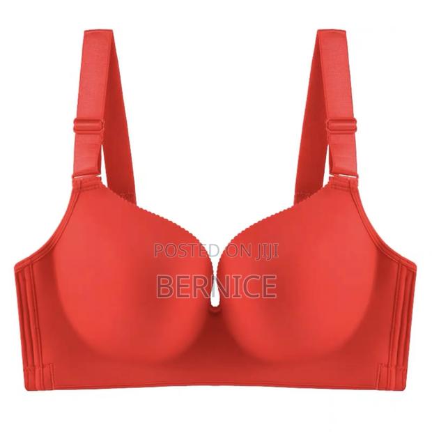 Bold Red Push-Up Bra" · Photo 4
