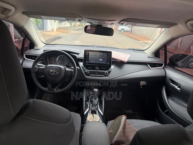 Toyota Corolla LE 2020 Black