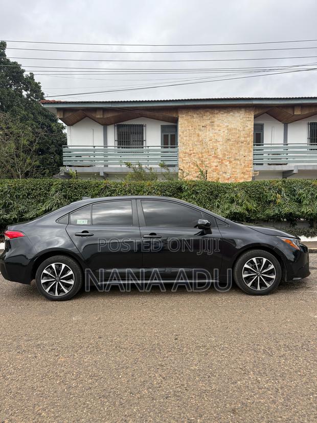 Toyota Corolla LE 2020 Black