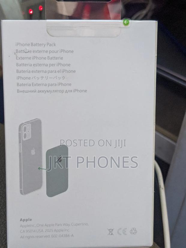 iPhone Battery Pack · Photo 4